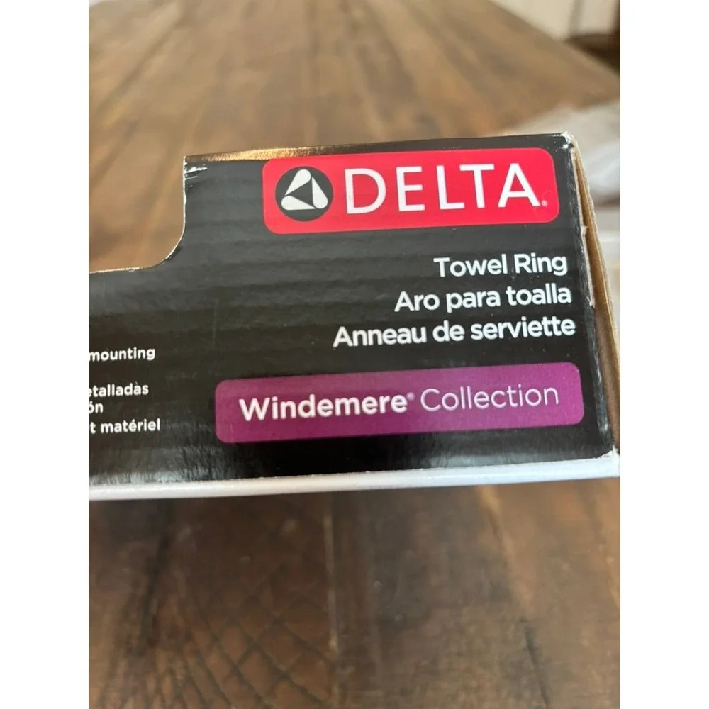 NEW Delta Towel Ring Chrome Windemere Collection 79646-PC Easy Clip